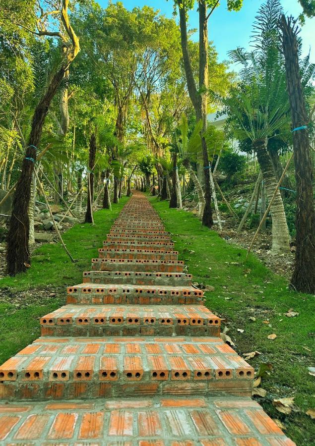 Ba Trai Hon Trem Resort מראה חיצוני תמונה